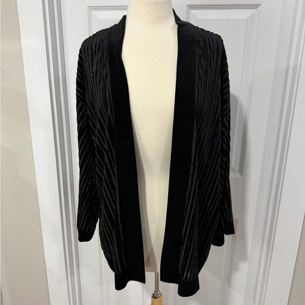Open-Front Black Ribbed Cardigan with Subtle Shine